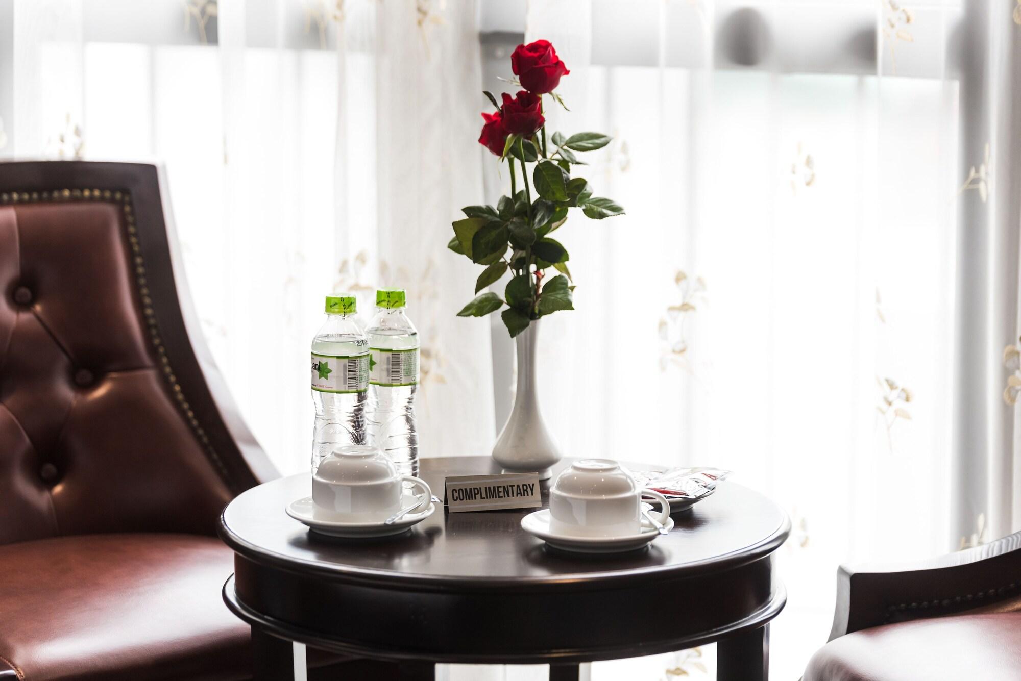 Hanoi Crystal Pearl Hotel Экстерьер фото